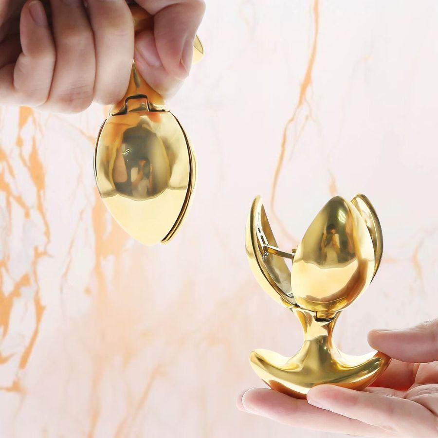 Looking for luxury? Try Gold Locking Butt Plug | Oxy Shop Looking for luxury? Try Gold Locking Butt Plug | Oxy Shop