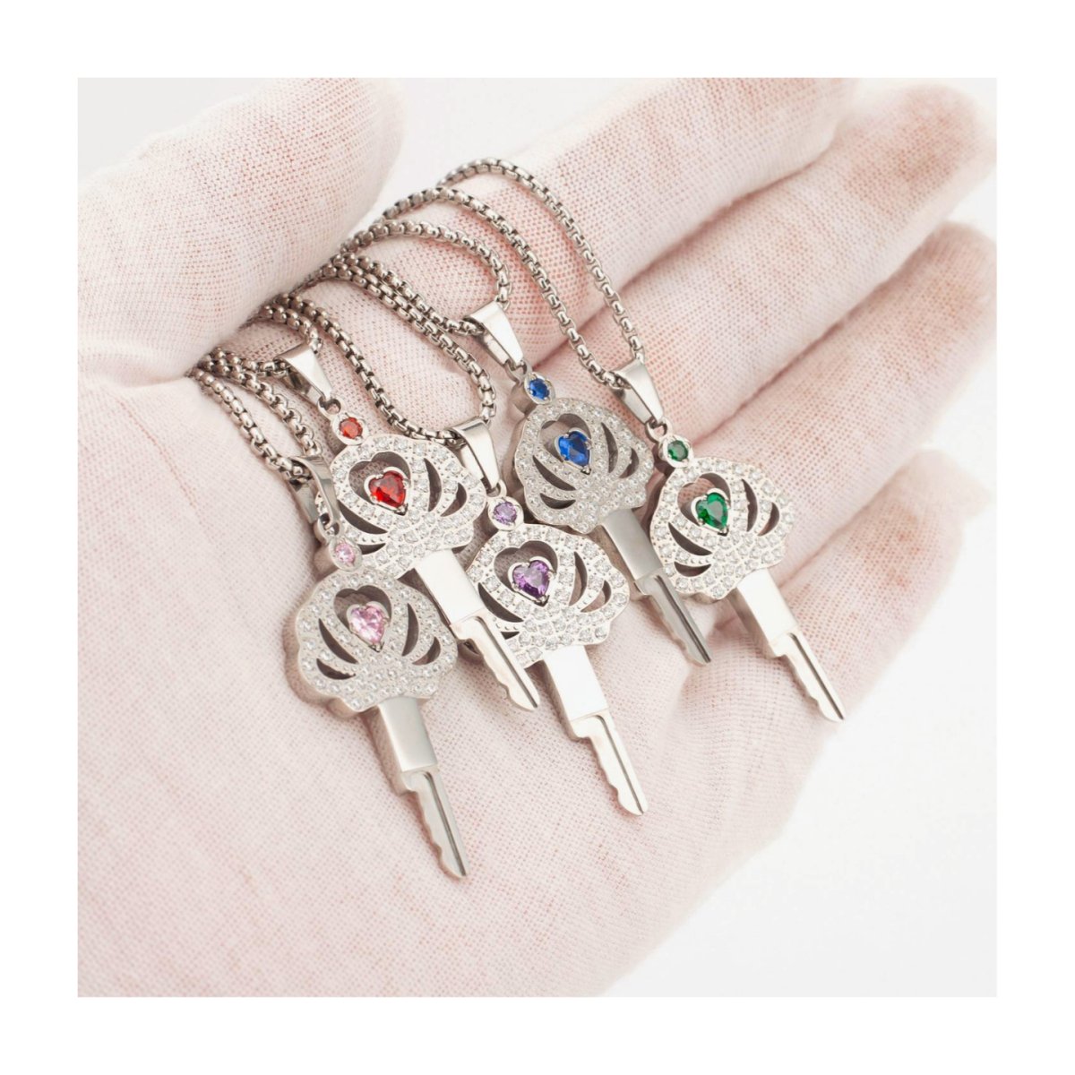 Key Jocket 👑 Diamonds Crown - Chastity Key Locket for Keyholders