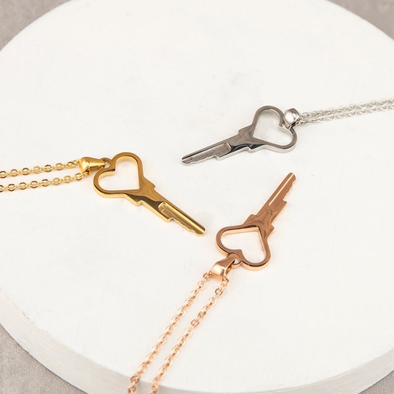 💝 Heart Shaped Key Necklace for chastity - Gold & Steel - Oxy-shop