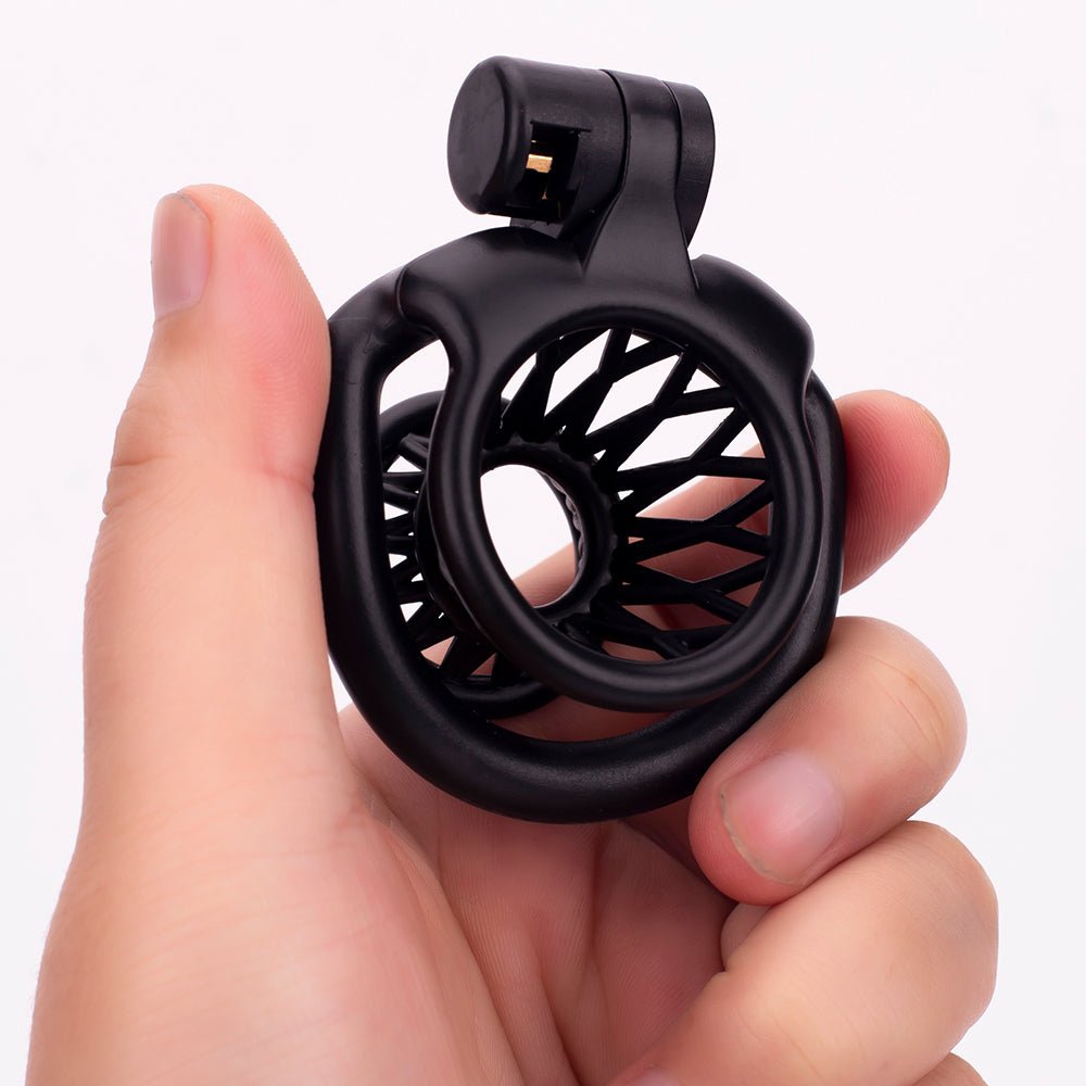 Inverted Sissy Chastity Plastic - Bury it - Oxy-shop