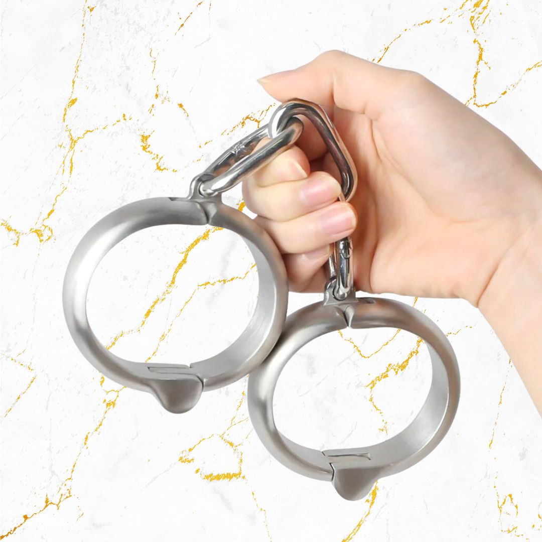 Lockable Steel Wrist or Ankle Shackles - Smooth and Secure - Oxy-shop