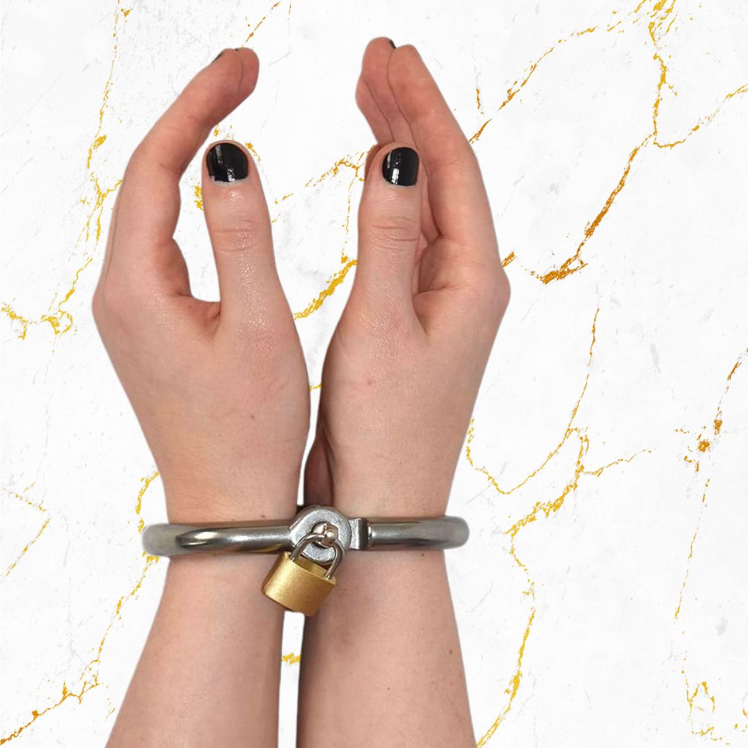 Multi-sized Steel Shackles - Oxy-shop