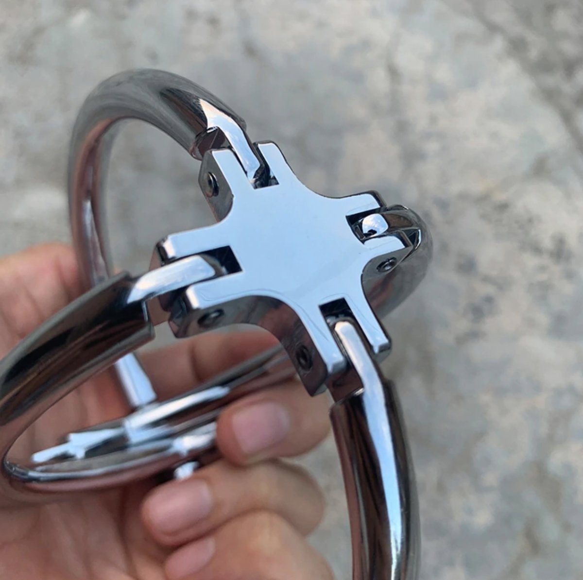 Solid Steel Cross Handcuffs - Oxy-shop