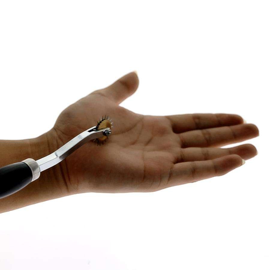 Stimulator tickler - Wartenberg Pinwheel - Oxy-shop